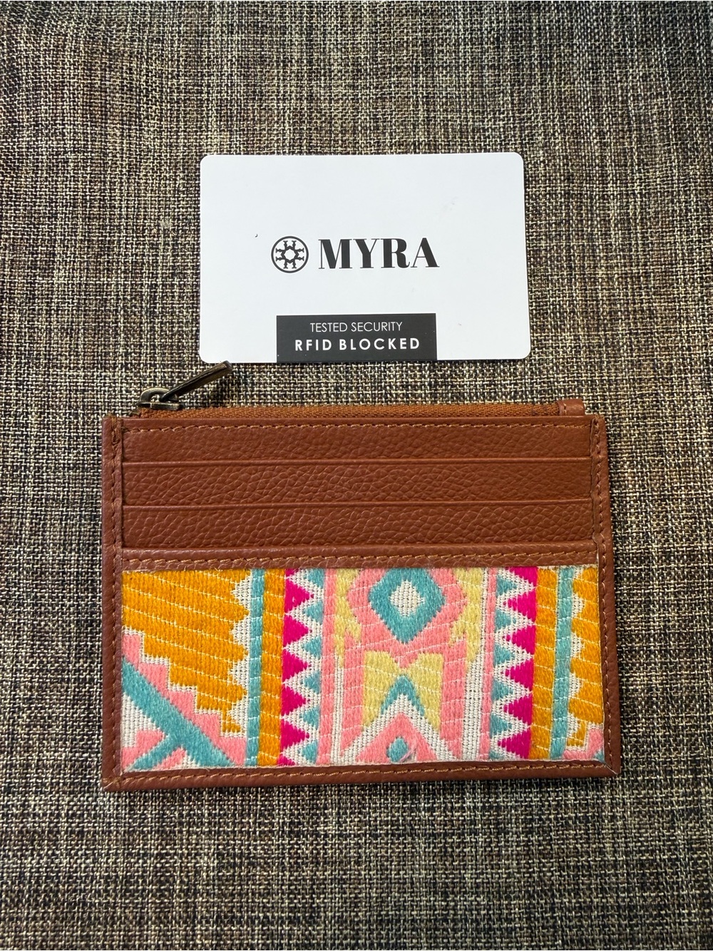This Pastel Desert Sunrise Myra Leather, Canvas, Slots, Zips ,NWT Card Wallet